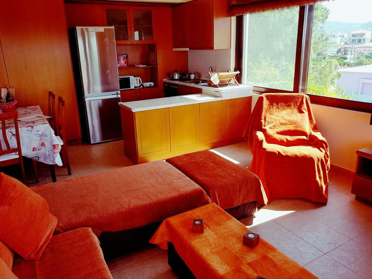 Melina'S Apartments Kalavárda Dış mekan fotoğraf